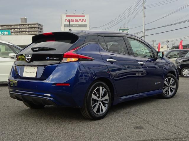 リーフ X ★日産認定中古車★1年保証付き★ワンオーナー★禁煙車★日産メーカーナビ★バックモニター★ETC★プロパイロット★シートヒータ★ステアリングヒーター★LEDヘッドライト★オートライト・オートハイビーム★(2枚目)