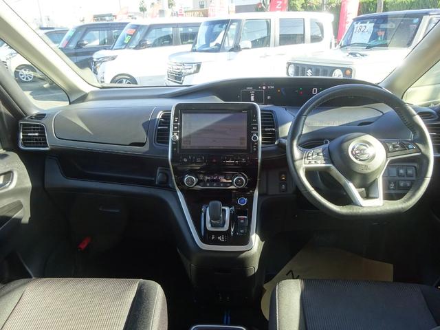 セレナ ｅ－パワー　ハイウェイスターＶ　★日産認定中古車★１年保証付き★ワンオーナー★禁煙車★９インチメモリーナビ★アラウンドビューモニター★ＥＴＣ★後席モニター★プロパイロット★パーキングアシスト★両側ハンズフリーオートスライドドア★（4枚目）