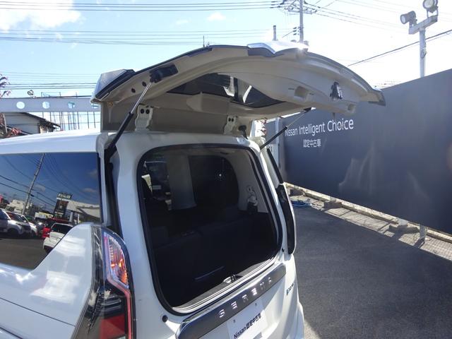 セレナ ｅ－パワー　ハイウェイスター　★日産認定中古車★１年保証付き★ワンオーナー★禁煙車★９インチメモリーナビ★アラウンドビューモニター★ＥＴＣ★プロパイロット★前ドライブレコーダー★両側ハンズフリーオートスライドドア★後席モニター★（36枚目）