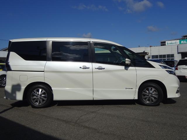 セレナ ｅ－パワー　ハイウェイスター　★日産認定中古車★１年保証付き★ワンオーナー★禁煙車★９インチメモリーナビ★アラウンドビューモニター★ＥＴＣ★プロパイロット★前ドライブレコーダー★両側ハンズフリーオートスライドドア★後席モニター★（38枚目）