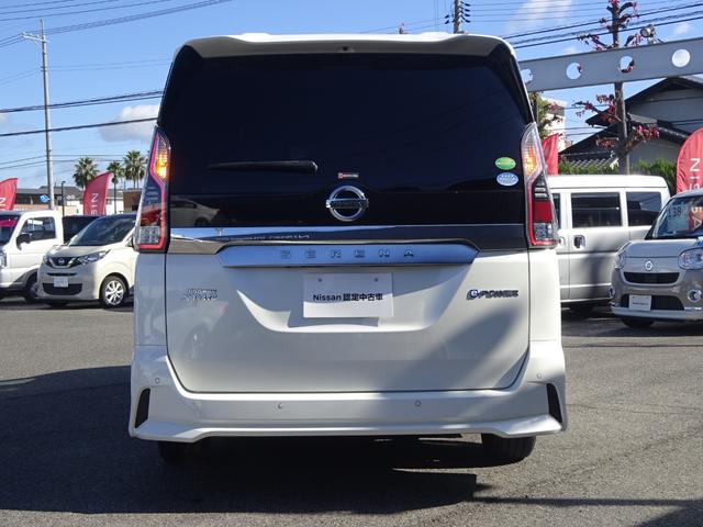 セレナ ｅ－パワー　ハイウェイスター　★日産認定中古車★１年保証付き★ワンオーナー★禁煙車★９インチメモリーナビ★アラウンドビューモニター★ＥＴＣ★プロパイロット★前ドライブレコーダー★両側ハンズフリーオートスライドドア★後席モニター★（40枚目）