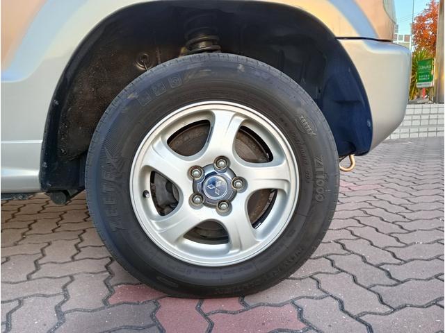 パジェロミニ ブルームエディションＶＲ　４ＷＤ／純正１５インチホイール／バックカメラ／ｃａｒｒｏｚｚｅｒｉａＡＶＩＣ－ＲＺ３０１メモリーナビ（12枚目）