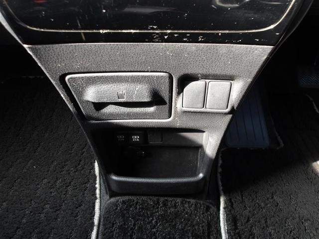 ノア Si ダブルバイビーII フルセグ メモリーナビ DVD再生 バックカメラ 衝突被害軽減システム ETC ドラレコ 両側電動スライド LEDヘッドランプ ウオークスルー 乗車定員7人 3列シート フルエアロ(11枚目)