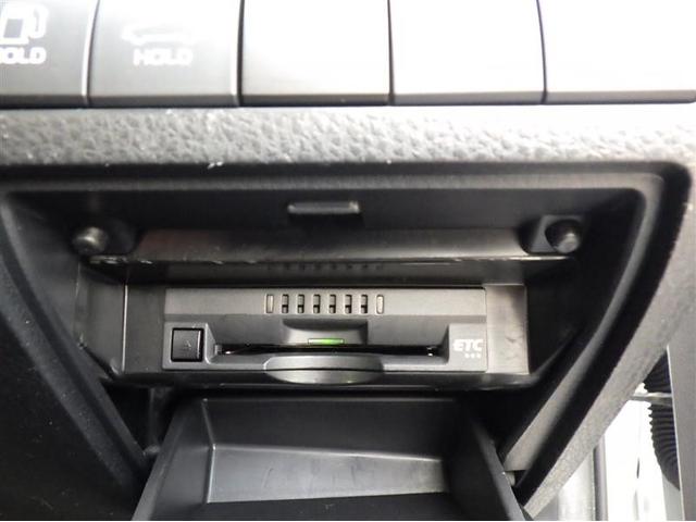 カムリ Ｘ　フルセグ　メモリーナビ　ＤＶＤ再生　ミュージックプレイヤー接続可　バックカメラ　衝突被害軽減システム　ＥＴＣ　ドラレコ　ＬＥＤヘッドランプ　ワンオーナー（16枚目）