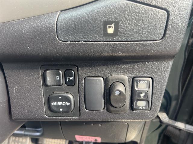 ミラジーノ ミニライト　車検令和８年７月　サイバ－ナビ　キーレス　ＭＯＭＯハンドル　ダブルエアバッグ　地デジテレビ　Ｂｌｕｅｔｏｏｔｈ　衝突安全ボディ　ＡＢＳ（23枚目）