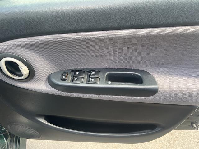 ミラジーノ ミニライト　車検令和８年７月　サイバ－ナビ　キーレス　ＭＯＭＯハンドル　ダブルエアバッグ　地デジテレビ　Ｂｌｕｅｔｏｏｔｈ　衝突安全ボディ　ＡＢＳ（24枚目）