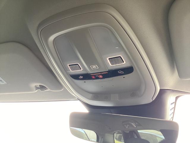 V60 ウルトラ B4 試乗車 本革シート harman/kardonプレミアムサウンド・オーディオ シートヒーター ベンチレーション機能付フロントパーフォレーテッドシート ヒーター付ステアリングホイール(20枚目)