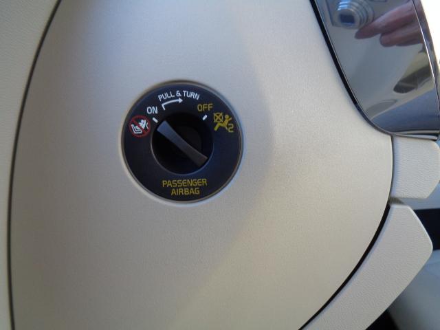 ＸＣ６０ Ｔ５　ＡＷＤ　インスクリプション　電子制御ＡＷＤシステム　パーフォレーテッド・ファインナッパレザー（フロント・ベンチレーション機能付）　ＨＤＤナビゲーションシステム　本革巻ステアリングホイール（28枚目）