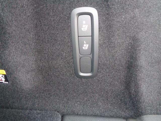 ＸＣ６０ Ｔ５　ＡＷＤ　インスクリプション　電子制御ＡＷＤシステム　パーフォレーテッド・ファインナッパレザー（フロント・ベンチレーション機能付）　ＨＤＤナビゲーションシステム　本革巻ステアリングホイール（41枚目）