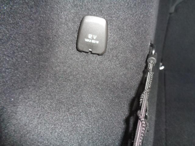 ＸＣ６０ Ｔ５　ＡＷＤ　インスクリプション　電子制御ＡＷＤシステム　パーフォレーテッド・ファインナッパレザー（フロント・ベンチレーション機能付）　ＨＤＤナビゲーションシステム　本革巻ステアリングホイール（42枚目）