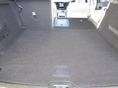 �饲�å����ڡ����ϡ������ƥ��������ʷ����ˤʤäƤ��ޤ�������ˡ��ܥ������ǥ����ȥХå����ݤ����Ȥ��Ǥ����ե�ե�åȤι���ʶ��֤��뤳�Ȥ��Ǥ��ޤ�����ɥ��򳫤����ˡ����ֳ���������Ǥ��ޤ��� 5