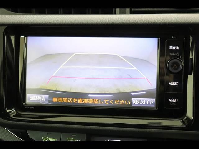 Ｓ　純正ナビ　フルセグＴＶ　Ｂｌｕｅｔｏｏｔｈオーディオ　バックカメラ　ＥＴＣ　スマートキー　ＬＥＤオートライト　ＬＥＤフォグライト　禁煙車　シートリフター　電動格納ミラー　プッシュスタート　純正１５イン(4枚目)