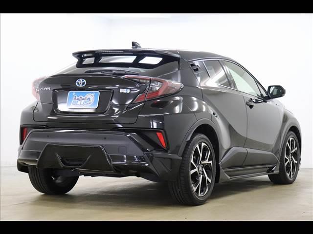 Ｃ－ＨＲ Ｇ　ＴＲＤエアロ　ＢＳＭ　シートヒーター　純正９インチナビ　フルセグＴＶ　ＴＲＤエアロ　トヨタセーフティセンス　レーダークルーズ　ハイブリッド　バックカメラ　ＥＴＣ　クリアランスソナー　禁煙車　ＬＥＤライト　シートヒーター　ＢＳＭ（19枚目）