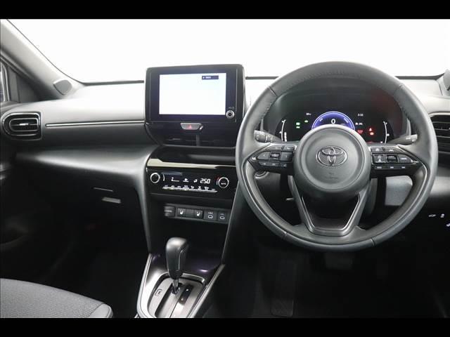 ヤリスクロス ＨＹＢＲＩＤ　Ｚ　全周囲カメラ　パワーバックドア　全周囲カメラ　パワーバックドア　ＢＳＭ　モデリスタエアロ　シートヒーター　純正ナビ　フルセグＴＶ　Ｂｌｕｅｔｏｏｔｈ　ＨＤＭＩ端子　ＨＵＤ　レーダークルーズ　ステアリングヒーター　禁煙車　ワンオーナー（29枚目）
