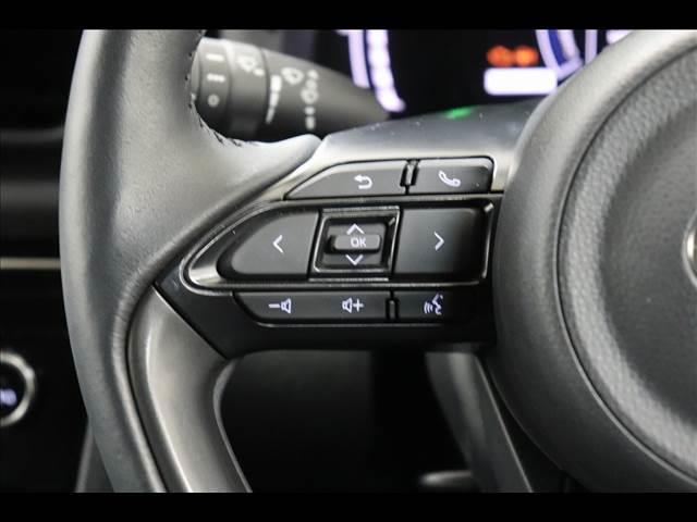 ヤリスクロス ＨＹＢＲＩＤ　Ｚ　全周囲カメラ　パワーバックドア　全周囲カメラ　パワーバックドア　ＢＳＭ　モデリスタエアロ　シートヒーター　純正ナビ　フルセグＴＶ　Ｂｌｕｅｔｏｏｔｈ　ＨＤＭＩ端子　ＨＵＤ　レーダークルーズ　ステアリングヒーター　禁煙車　ワンオーナー（33枚目）