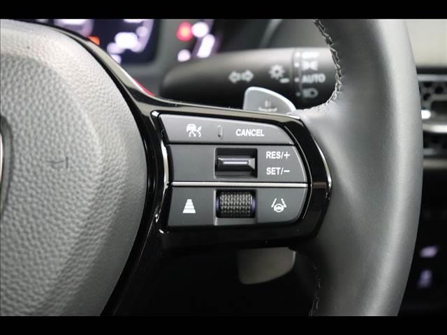 ZR-V e:HEV Z BLACK STYLE BSM BSM レーダークルーズ 全周囲カメラ 純正ナビ フルセグTV シートヒーター パワーバックドア 本革シート AVH 禁煙車 クリアランスソナー LEDオートライト ETC  Bluetooth(4枚目)