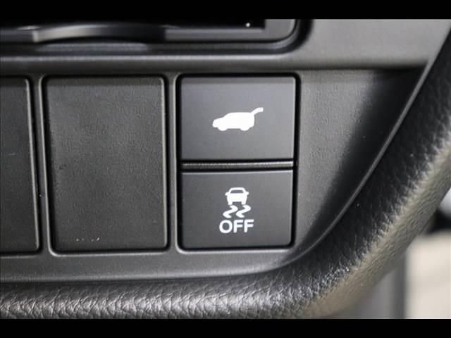 ZR-V e:HEV Z BLACK STYLE BSM BSM レーダークルーズ 全周囲カメラ 純正ナビ フルセグTV シートヒーター パワーバックドア 本革シート AVH 禁煙車 クリアランスソナー LEDオートライト ETC  Bluetooth(7枚目)