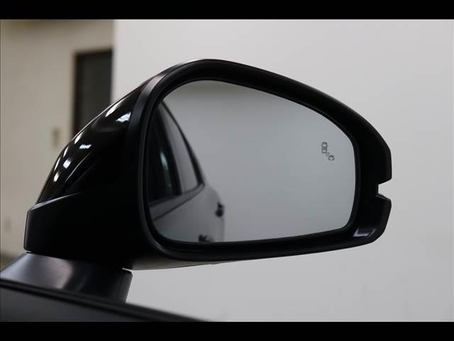 ZR-V e:HEV Z BLACK STYLE BSM BSM レーダークルーズ 全周囲カメラ 純正ナビ フルセグTV シートヒーター パワーバックドア 本革シート AVH 禁煙車 クリアランスソナー LEDオートライト ETC  Bluetooth(30枚目)