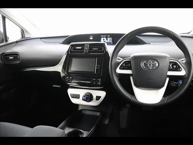 プリウス S “Safety Plus” レーダクルーズ レーダークルーズ クリアランスソナー LEDオートライト レザーハンドル 純正ナビ TV バックカメラ HUD スマートキー プッシュスタート ETC 純正アルミ 禁煙車 純正アルミ(29枚目)