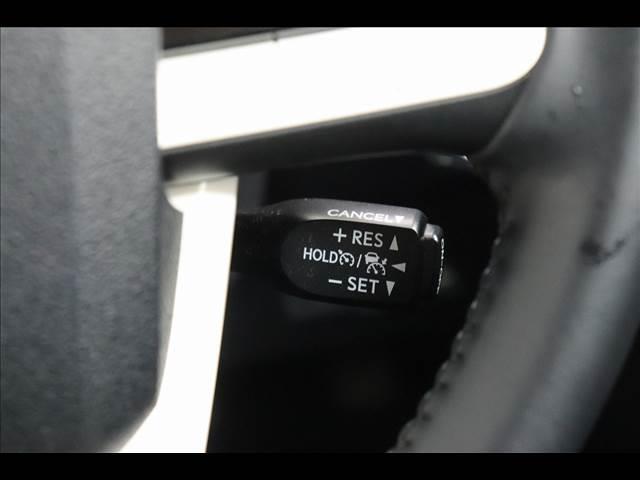 プリウス S “Safety Plus” レーダクルーズ レーダークルーズ クリアランスソナー LEDオートライト レザーハンドル 純正ナビ TV バックカメラ HUD スマートキー プッシュスタート ETC 純正アルミ 禁煙車 純正アルミ(30枚目)