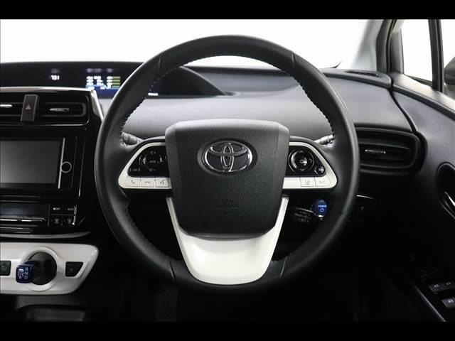 プリウス S “Safety Plus” レーダクルーズ レーダークルーズ クリアランスソナー LEDオートライト レザーハンドル 純正ナビ TV バックカメラ HUD スマートキー プッシュスタート ETC 純正アルミ 禁煙車 純正アルミ(31枚目)