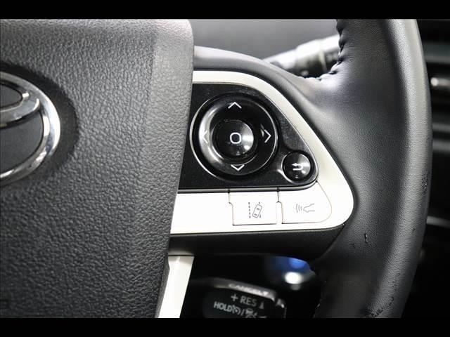 プリウス S “Safety Plus” レーダクルーズ レーダークルーズ クリアランスソナー LEDオートライト レザーハンドル 純正ナビ TV バックカメラ HUD スマートキー プッシュスタート ETC 純正アルミ 禁煙車 純正アルミ(33枚目)