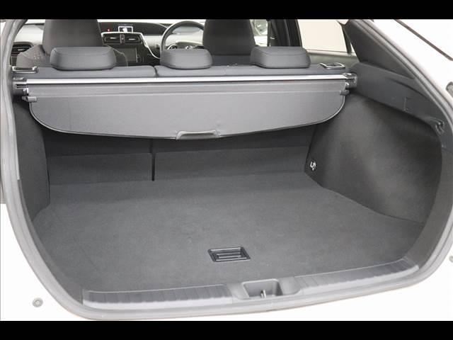 プリウス S “Safety Plus” レーダクルーズ レーダークルーズ クリアランスソナー LEDオートライト レザーハンドル 純正ナビ TV バックカメラ HUD スマートキー プッシュスタート ETC 純正アルミ 禁煙車 純正アルミ(44枚目)