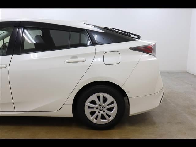 プリウス S “Safety Plus” レーダクルーズ レーダークルーズ クリアランスソナー LEDオートライト レザーハンドル 純正ナビ TV バックカメラ HUD スマートキー プッシュスタート ETC 純正アルミ 禁煙車 純正アルミ(50枚目)