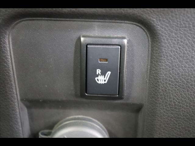 ワゴンＲスティングレー ハイブリッドＴ　社外７型ナビ　フルセグＴＶ　Ｂｌｕｅｔｏｏｔｈ　バックカメラ　シートヒーター　ターボ　衝突被害軽減ブレーキ　ＬＥＤオートライト　禁煙車　クルーズコントロール　スマートキー　ＨＵＤ（4枚目）