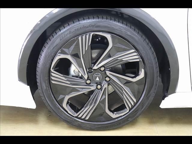 プリウス Z モデリスタエアロ モデリスタ19AW ガラスルーフ モデリスタエアロ モデリスタ19インチAW ガラスルーフ 全周囲カメラ BSM ベンチレーション デジタルインナーミラー フルセグTV クリアランスソナー ACC パワーバックドア 禁煙車(24枚目)