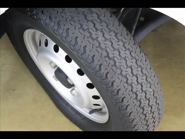 当店は公正取引協議会会員として登録しています（自動車公取は、公正競争規約の運用を通じ、消費者と販売店を結ぶ「信頼されるクルマ販売」を推進するための活動を行っています