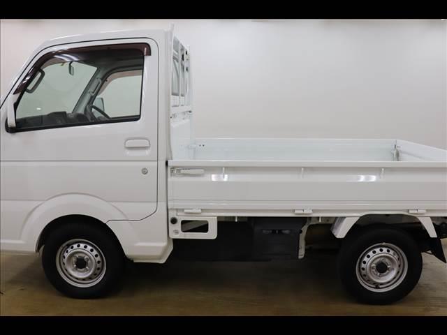 当店の最も強いこだわりは【品質が良い】車を、清掃・整備・保証・配送まで全て自社で行うことで低価格を実現し、【良い車を安く】ご紹介させていただくことです！