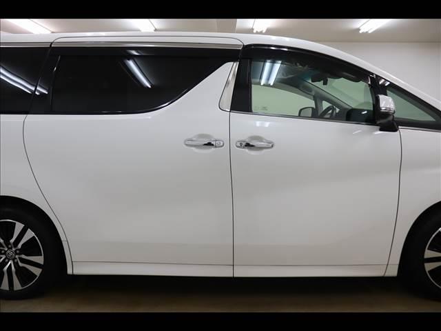 ヴェルファイア Z G エディション 後席モニター BSM Dインナーミラー 後席フリップダウンモニター BSM デジタルインナーミラー フルセグTV バックカメラ クリアランスソナー レーダークルーズ ベンチレーション ステアリングヒーター 両側電動 パワーバックドア(55枚目)