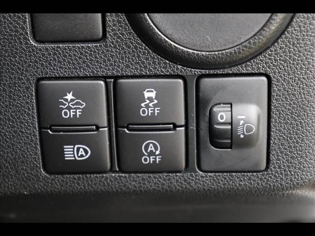 ミライース L“SAIII” 7型ナビ Bカメラ Bluetooth 純正7型ナビ フルセグTV Bluetooth バックカメラ コーナーセンサー キーレス 禁煙車 衝突被害軽減ブレーキ 踏み間違い防止アシスト アイドリングストップ オートライト オートハイビーム(8枚目)