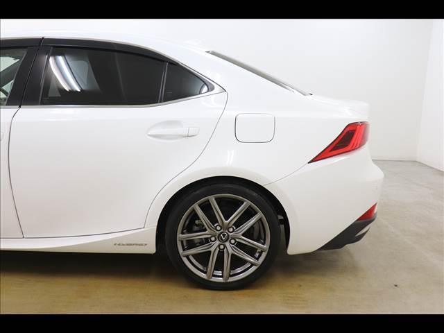 IS IS300h F SPORT 黒革 サンルーフ レダクル サンルーフ 黒革シート ベンチレーション レーダークルーズ クリアランスソナー 禁煙車 フルセグTV Bluetooth バックカメラ ETC LEDオートライト スマートキー(50枚目)
