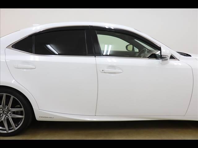 IS IS300h F SPORT 黒革 サンルーフ レダクル サンルーフ 黒革シート ベンチレーション レーダークルーズ クリアランスソナー 禁煙車 フルセグTV Bluetooth バックカメラ ETC LEDオートライト スマートキー(55枚目)