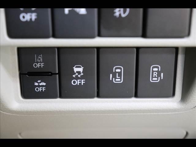 エブリイワゴン ＰＺターボスペシャル　社外１４インチアルミ　ＴＯＹＯオープンカントリー　オートステップ　純正ディスプレイオーディオ　バックカメラ　ＥＴＣ　ターボ　４ＷＤ　茶革調シートカバー　パーキングセンサー　両側パワースライド（6枚目）