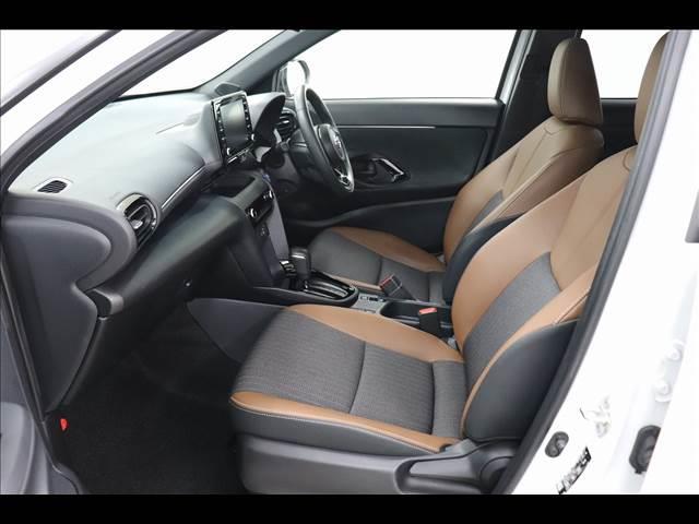 ヤリスクロス HYBRID Z Adventure シートヒーター 純正ディスプレイオーディオ Bluetooth バックカメラ ETC クリアランスソナー レーダークルーズ 禁煙車 ハイブリッド シートヒーター ステアリングヒーター 前後ドラレコ スマートキー(42枚目)