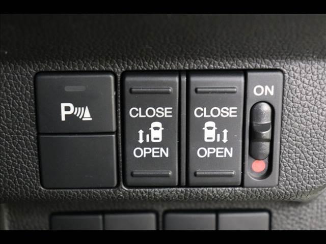 フリード G Honda SENSING 6人 9型ナビ 両側電動 純正9型ナビ フルセグTV Bluetooth バックカメラ ETC 両側パワースライド 衝突被害軽減ブレーキ レーダークルーズ LEDオートライト スマートキー 6人乗り 前ドラレコ(4枚目)