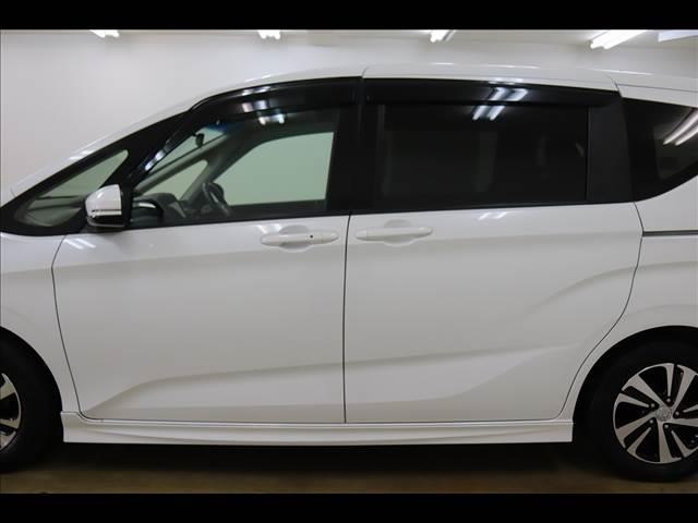 フリード G Honda SENSING 6人 9型ナビ 両側電動 純正9型ナビ フルセグTV Bluetooth バックカメラ ETC 両側パワースライド 衝突被害軽減ブレーキ レーダークルーズ LEDオートライト スマートキー 6人乗り 前ドラレコ(49枚目)