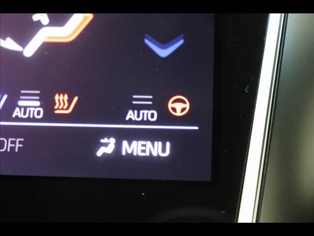 またご購入時にナビ、ドライブレコーダーなど各種オプション品の取り付けもお受けできます♪