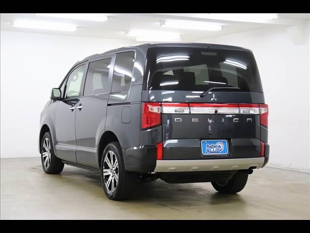 デリカＤ：５ Ｐ　７人　オートステップ　ＢＳＷ　全周囲カメラ　登録済未使用車　オートステップ　ＢＳＷ　アダプティブクルーズ　パワーバックドア　両側パワースライド　全周囲カメラ　ＬＥＤオートライト　ディーゼルターボ　４ＷＤ　禁煙車　シートヒーター　７人乗り（20枚目）