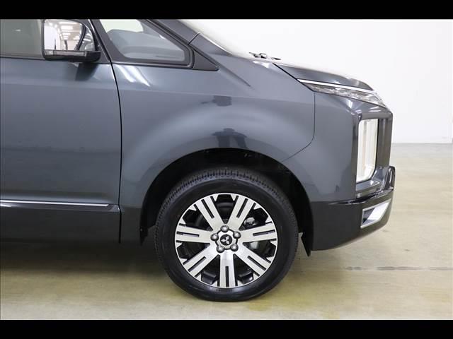 デリカＤ：５ Ｐ　７人　オートステップ　ＢＳＷ　全周囲カメラ　登録済未使用車　オートステップ　ＢＳＷ　アダプティブクルーズ　パワーバックドア　両側パワースライド　全周囲カメラ　ＬＥＤオートライト　ディーゼルターボ　４ＷＤ　禁煙車　シートヒーター　７人乗り（56枚目）