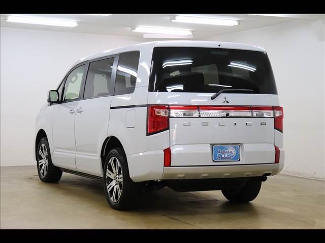 デリカＤ：５ Ｐ　７人オートステップ　ＢＳＷ　全周囲カメラ　登録済未使用車　オートステップ　ＢＳＷ　アダプティブクルーズ　パワーバックドア　両側パワースライド　全周囲カメラ　ＬＥＤオートライト　ディーゼルターボ　４ＷＤ　禁煙車　シートヒーター　７人乗り（20枚目）