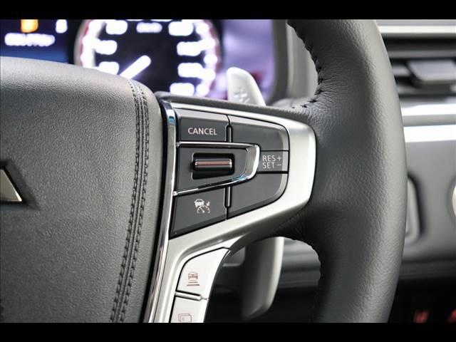 デリカＤ：５ Ｐ　７人オートステップ　ＢＳＷ　全周囲カメラ　登録済未使用車　オートステップ　ＢＳＷ　アダプティブクルーズ　パワーバックドア　両側パワースライド　全周囲カメラ　ＬＥＤオートライト　ディーゼルターボ　４ＷＤ　禁煙車　シートヒーター　７人乗り（34枚目）