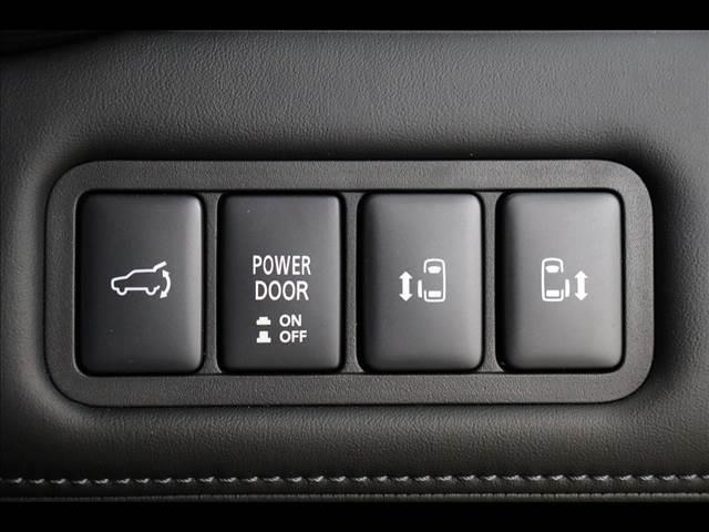 デリカＤ：５ Ｐ　７人オートステップ　ＢＳＷ　全周囲カメラ　登録済未使用車　オートステップ　ＢＳＷ　アダプティブクルーズ　パワーバックドア　両側パワースライド　全周囲カメラ　ＬＥＤオートライト　ディーゼルターボ　４ＷＤ　禁煙車　シートヒーター　７人乗り（36枚目）