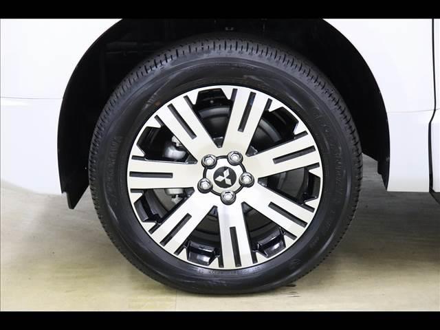 デリカＤ：５ Ｐ　７人オートステップ　ＢＳＷ　全周囲カメラ　登録済未使用車　オートステップ　ＢＳＷ　アダプティブクルーズ　パワーバックドア　両側パワースライド　全周囲カメラ　ＬＥＤオートライト　ディーゼルターボ　４ＷＤ　禁煙車　シートヒーター　７人乗り（58枚目）