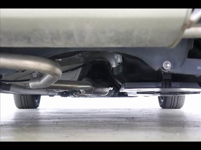 その中でも車両の状態（外装のツヤ、内装の清潔感）が良い、整備状況がしっかりされてあるクルマのみに厳選