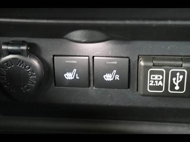 ロッキー Premium 9型ナビ 全周囲カメラ BSM 純正9型ナビ フルセグTV Bluetooth 全周囲カメラ BSM アダプティブクルーズ シートヒーター 禁煙車 LEDオートライト ETC スマートキー 2トーン ターボ(37枚目)