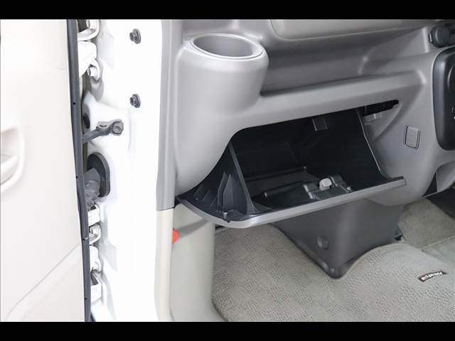 エブリイ ＰＣリミテッド　キーレスキー　ハイルーフ　ＥＴＣ　オーバーヘッドコンソール　純正ナビ　フルセグＴＶ　禁煙車　Ｂｌｕｅｔｏｏｔｈ　ドラレコ　電格ドアミラー（37枚目）